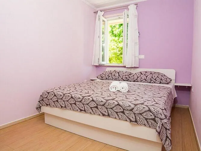 Stella - One Bedroom With Terrace A2