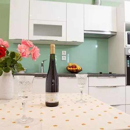 Lägenhet Stella - One Bedroom With Terrace A2